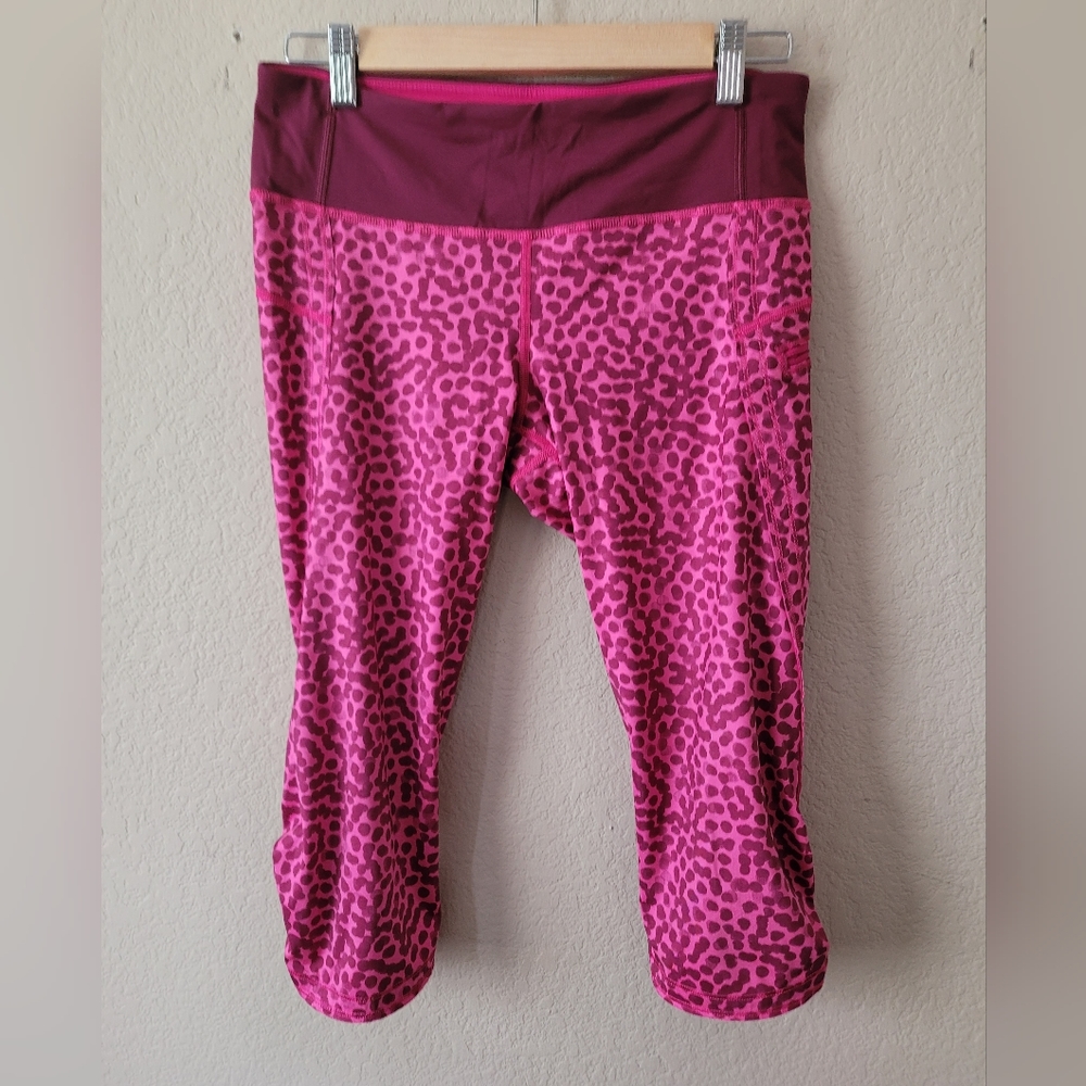 Pink Lululemon 8 leggings